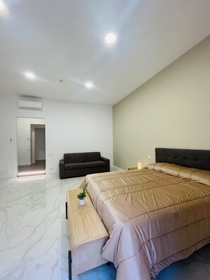 1 chambre, fer et planche Ă repasser, Wi-Fi, draps fournis
