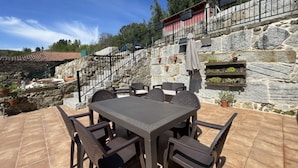 Villa | Buiten dineren
