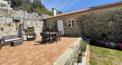 Villa in Ourense With Views