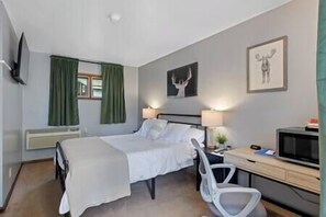 1 bedroom, WiFi - Room 1, Kozy Rest Motel (Montello)