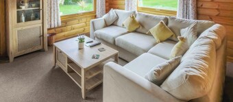 2 bedroom accommodation in Pulborough, near Arundel