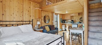 Tiny House @ Trailhead Cabins