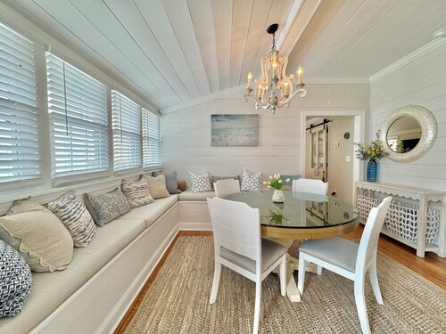 The Latimer-Charming 3-bedroom Cottage at Wrightsville Beach-Steps to Ocean 
