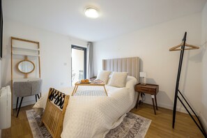 1 chambre, fer et planche à repasser, Wi-Fi, literie fournie