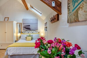 1 chambre, accès au Wi-Fi (inclus), literie fournie