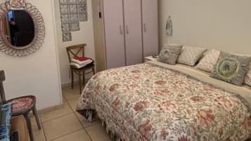 4 slaapkamers, een strijkplank/strijkijzer, wifi, beddengoed