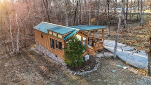 Exterior - Stay Awhile @ Trailhead Cabins (Monteagle)
