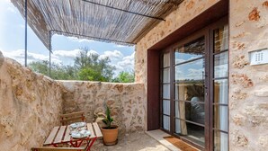Outdoor dining - Pretty Farmhouse in Nature (Costitx)