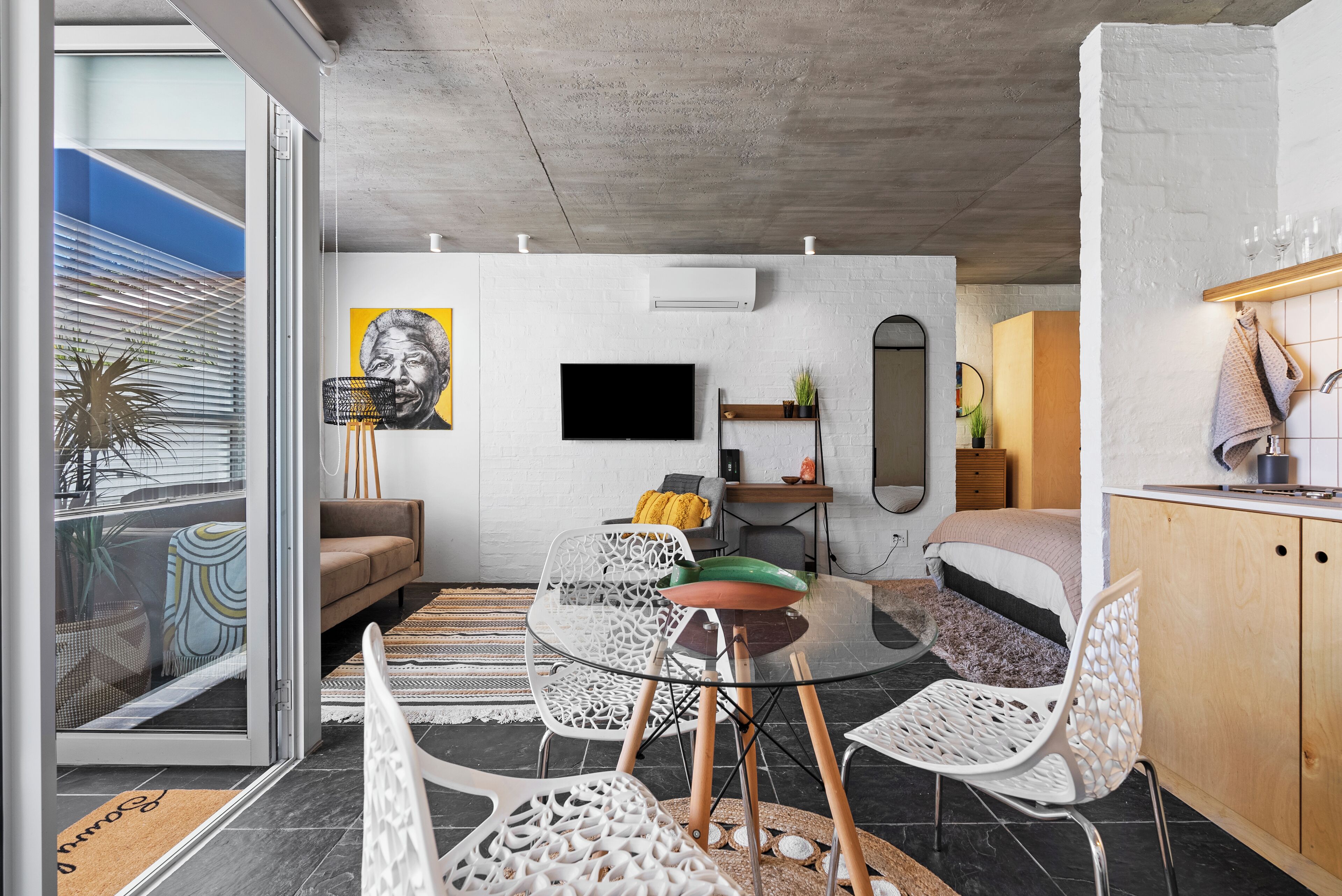 1 chambre, fer et planche à repasser, Wi-Fi, literie fournie