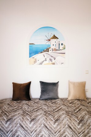Deluxe Quadruple Suite Sea View | Een kluis op de kamer, een strijkplank/strijkijzer, gratis wifi