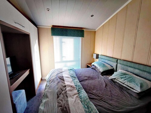Dunoon 3-bed Lodge, Sleeps 6 & Pet Friendly