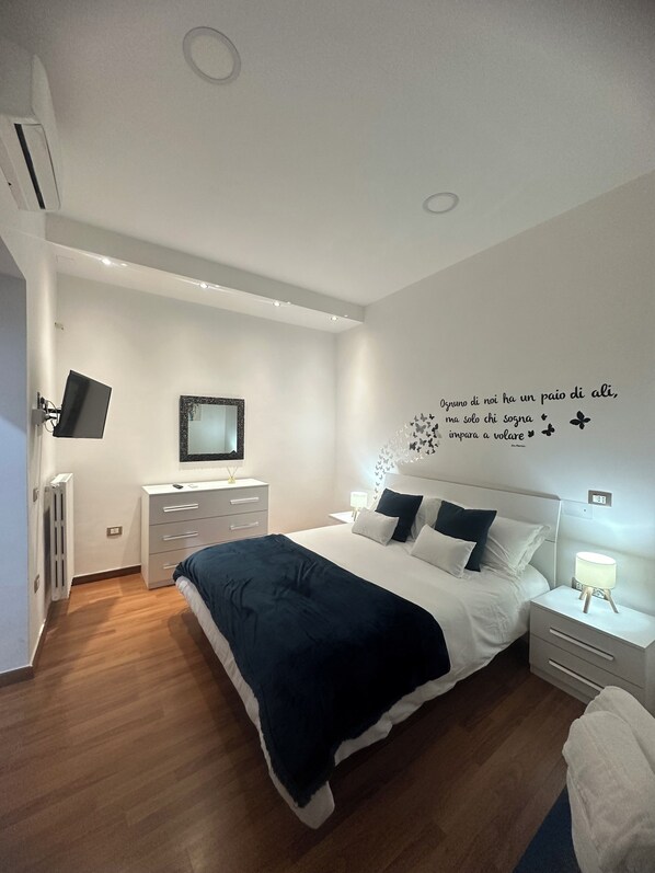 1 bedroom, WiFi, bed sheets - Maison Monique, cozy apartment in the historic center (Nola)