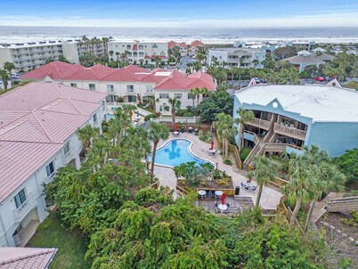 Ocean Hibiscus Retreat For 8