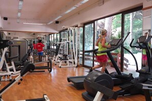 Mobile Home, 2 Bedrooms, Terrace | Fitness studio