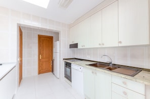 Private kitchen - Property With Stunning Views (Santa Margalida)
