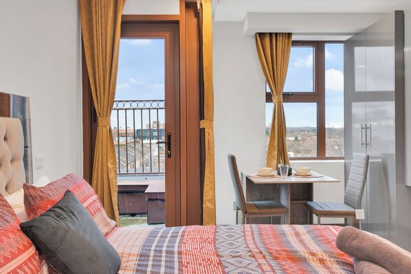 1 chambre, Wi-Fi gratuit, draps fournis