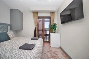 Apartment - East London Apartment - Ilford - Essex (Ilford)