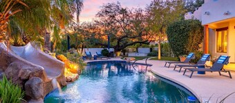 3Million$ LuxWaterSlide Getaway*PickleBall*Golf*