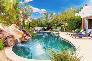 A heated pool - 3Million$ LuxWaterSlide Getaway*PickleBall*Golf* (Scottsdale)
