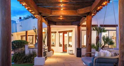 3Million$ LuxWaterSlide Getaway*PickleBall*Golf*
