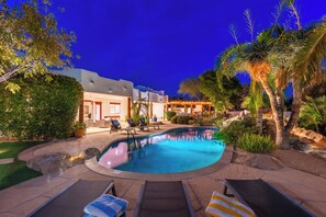Beheizter Pool