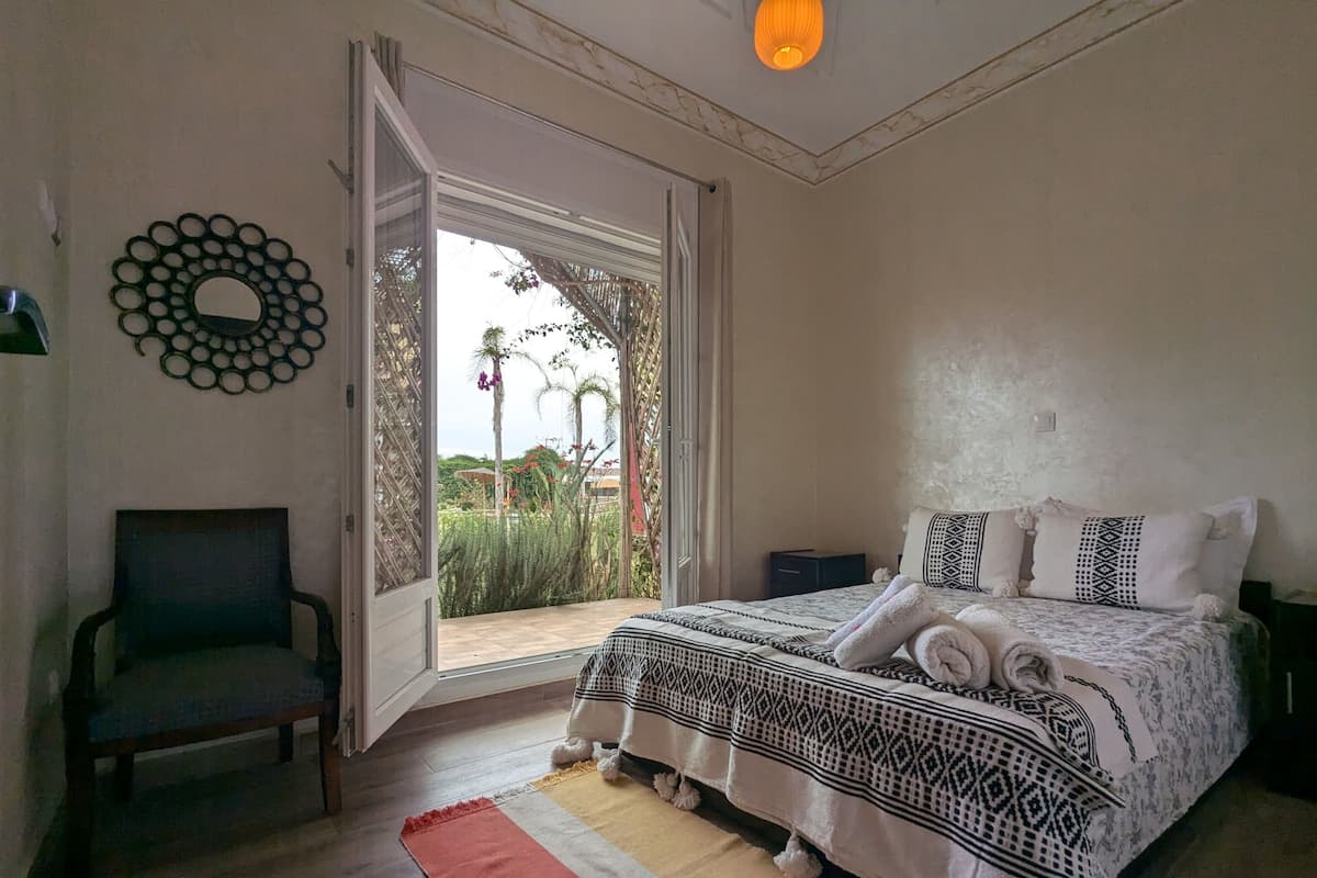 Bungalow Keluarga, ensuite, pemandangan kolam renang | Minibar, brankas, kedap suara, dan Wi-Fi gratis