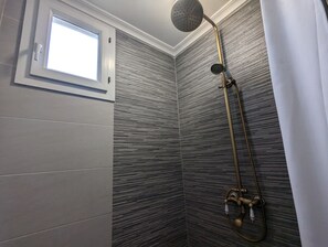 Family Bungalow, Private Bathroom, Pool View | Bathroom - Dar Beynana (Sidi Bibi)