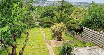 Charmante maison proche du centre de Landerneau.Ideale pour visiter le FinistĂšre