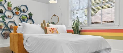 1 bedroom, desk, iron/ironing board, WiFi