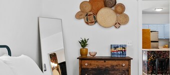 Charming Urban Retreat near Dickson St.