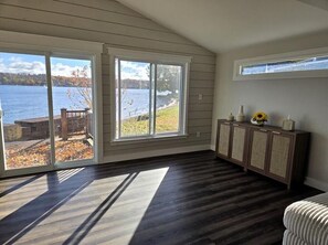 Interior - Spacious 4-bedroom house on Conesus Lake. 110 feet of lakefront with hot tub  (Geneseo)