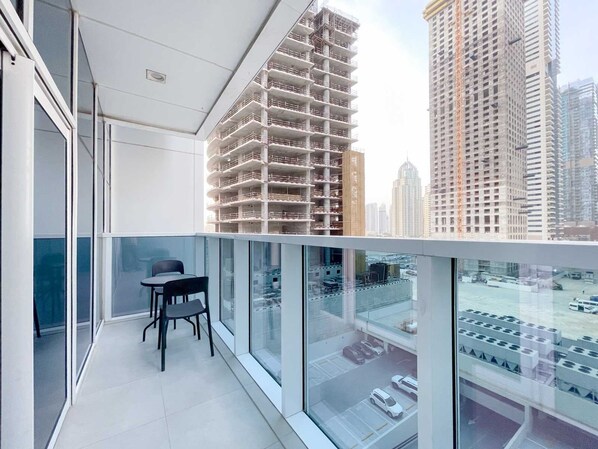 Exterior - Phaedrus Living: Dubai Marina Arcade Residence 702 (Dubai)