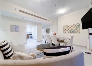 Luxury Apartment, City View | Living area