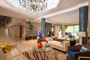 TV, stereo - Luxury Marrakech Villa w/ Private Pool & Hammam (Ouled Hassoune)