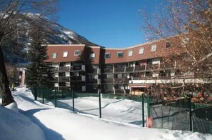 Exterior - Studio with swimming pool near the slopes (La Salle-les-Alpes)