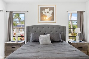 3 habitaciones, escritorio, tabla de planchar con plancha y wifi