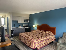 King Studio with Kitchenette, Non-Smoking | Wi-Fi de cortesia