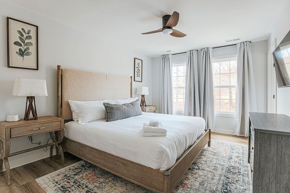 4 chambres, fer et planche à repasser, accès au Wi-Fi (inclus)