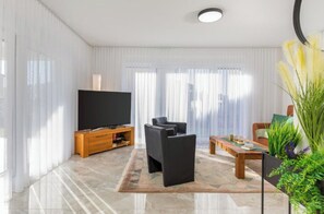 Fernseher