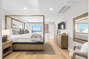4 habitaciones, tabla de planchar con plancha, wifi y ropa de cama 