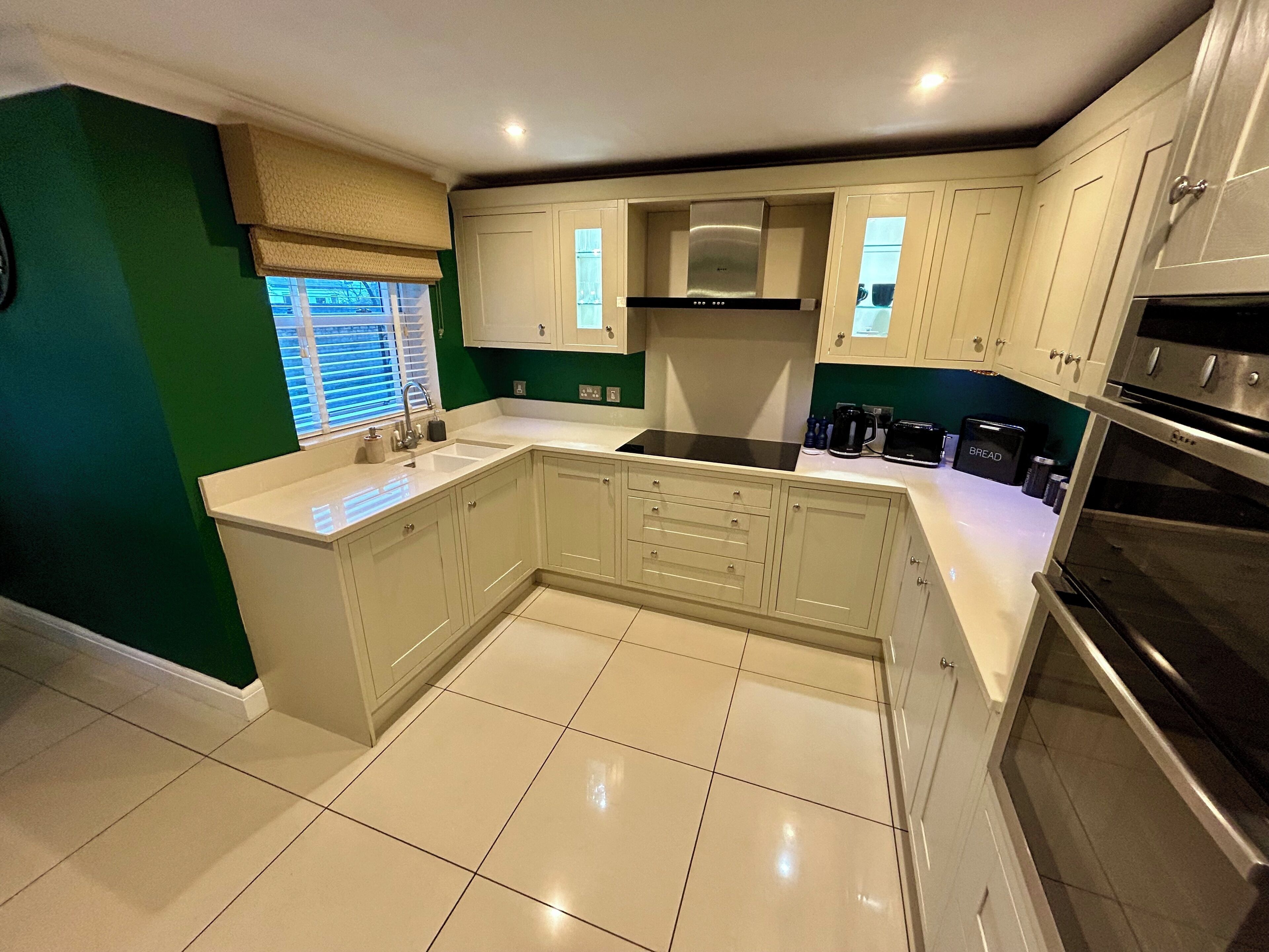 Classic House, Patio | Private kitchen