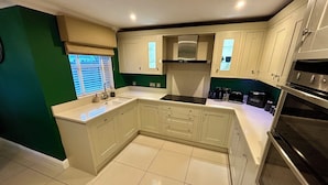 Maison Classique, patio | Cuisine privée