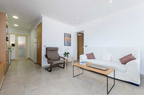 Apartment | Living area - Pretty Villa in Puerto de Alcudia (Alcúdia)