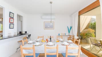 Vila | Tempat makan