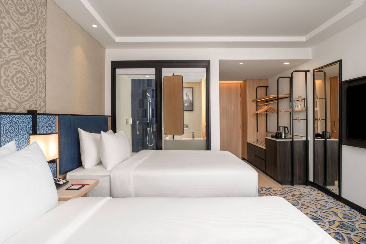 Minibar, free cribs/infant beds, free WiFi, bed sheets
