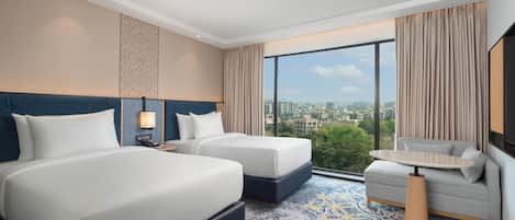 Minibar, escritorio, cunas gratuitas y wifi gratis