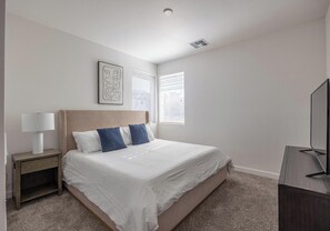 2 bedrooms, desk, iron/ironing board, WiFi