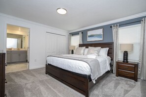 4 slaapkamers, een strijkplank/strijkijzer, wifi, beddengoed