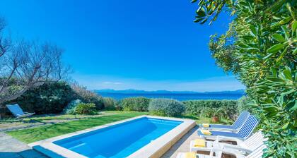 Seaside Villa in Colonia de Sant Pere