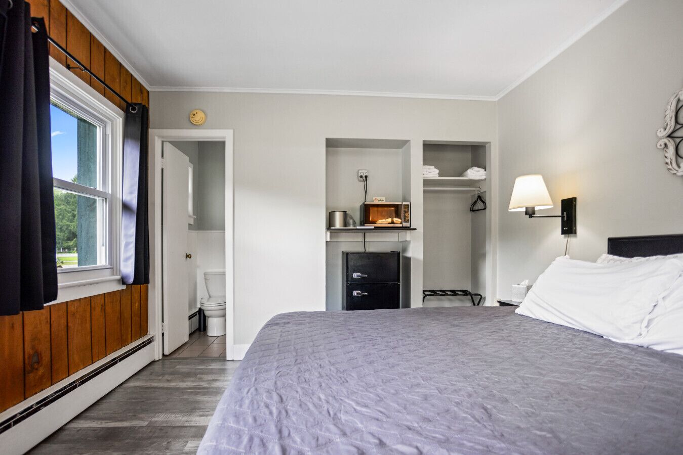 1 bedroom, WiFi, bed sheets